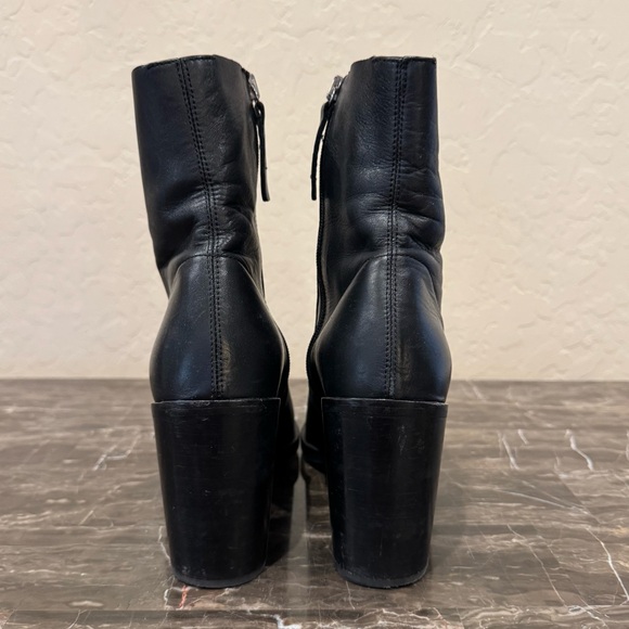 Topshop Black Leather Heeled Ankle Boots - Picture 9 of 12